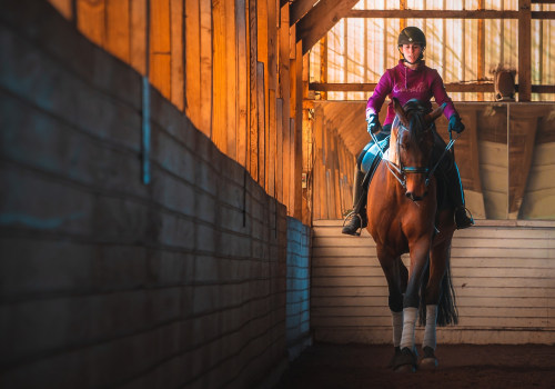 Left-Handed vs. Right-Handed Tracks: Enhancing Your Horse Racing Experience